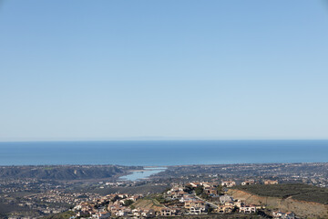 Obraz premium Batiquitos Lagoon and Pacific Ocean from Double Peak Park