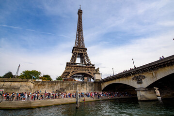 Obraz premium Paris, France, August 2015: Eiffel tower in Paris, France.