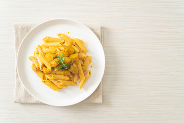 pumpkin penne pasta alfredo sauce