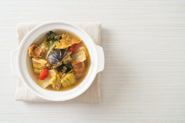 boiled pickled cabbage and bitter gourd soup