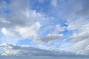 Naklejka na ściany i meble cloudy sky - bewölkter himmel