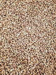 peanuts in the market