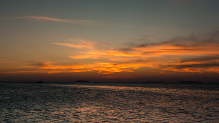 Obraz premium Beautiful sunset over tropical Indonesian Island Karimunjava. 