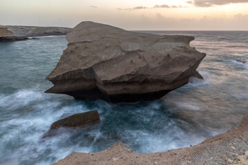 Morgendämmerung an der Küste in San Miguel de Tajao, Teneriffa