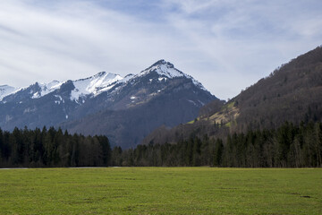 Fototapeta na wymiar landscape with view onto the mountains