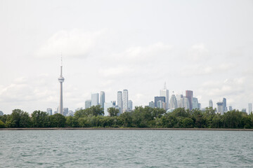 Toronto by the lake 