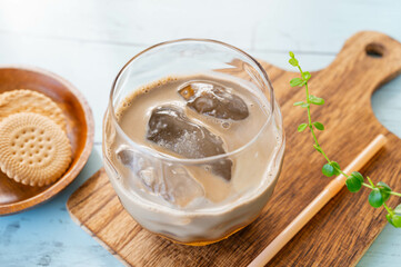 アイスほうじ茶ラテ