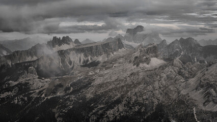 Averau-Nuvolau group, Col di Lana, Sass di Stria mountain, Picollo Lagazuoi, Fanis group, Tofane massif and Cinque Torri as seen from Rifugio Nuvolau, Cortina dAmpezzo, Dolomites, Italy