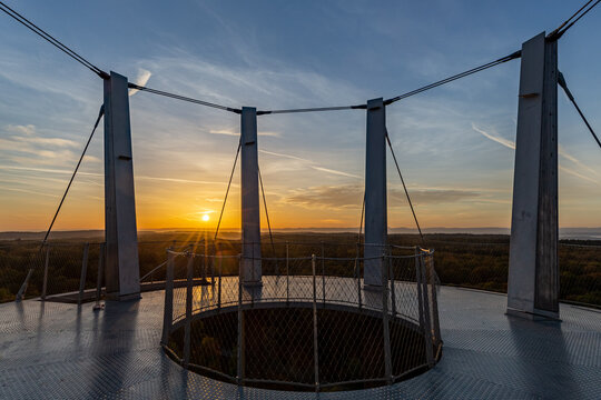 Sonnenaufgang am Sch&ouml;nbuchturm