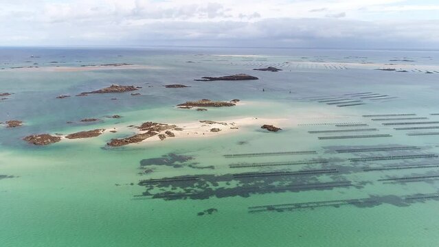 Les &icirc;les Chausey, au large de Granville.
