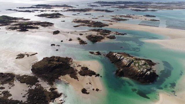 Les &icirc;les Chausey, au large de Granville.