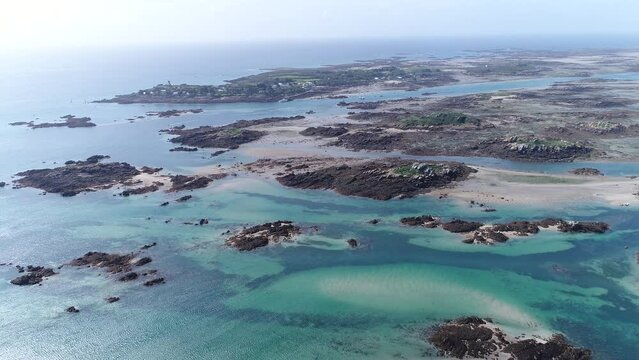 Les &icirc;les Chausey, au large de Granville.