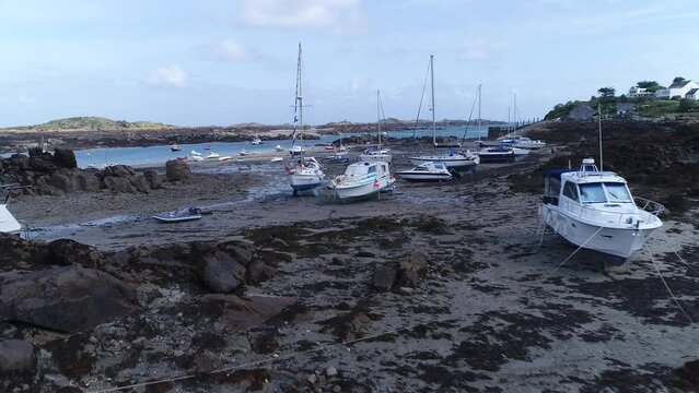 Les &icirc;les Chausey, au large de Granville.