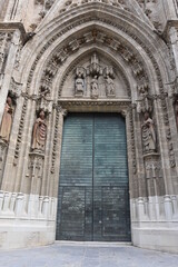 Cathedral of Seville, Spain, Gothic, in 1988 it entered the Guinness Book of Records for being the with the largest area in the world.