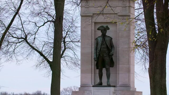 Slow Motion Lockdown Shot Of Statue At John Paul Jones Memorial Against Clear Sky - Washington, District of Columbia
