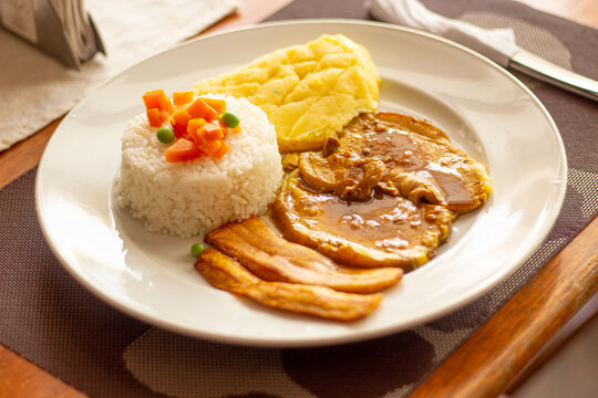 Comida peruana de un restaurante