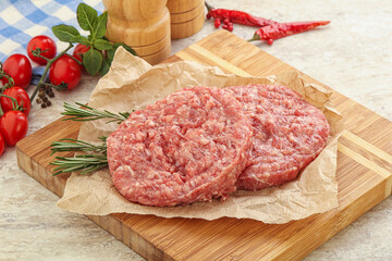 Raw pork cutlet for burger