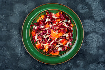 Chicory salad with fruit