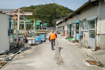 漁師の後ろ姿