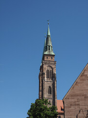 Fototapeta na wymiar St Lorenz church in Nuernberg