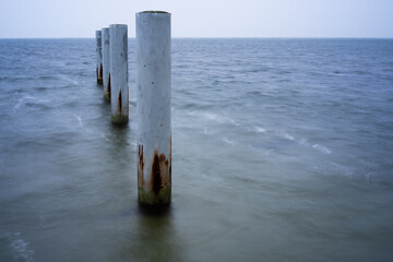 Fototapeta premium pier in the sea
