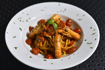 primo ai frutti di mare con i gamberi