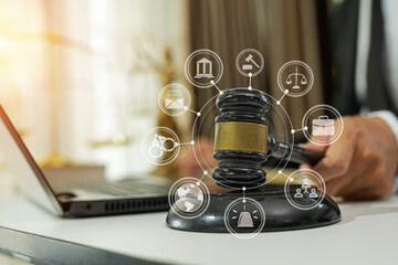 judge on wooden table And experienced lawyers meet with clients and give advice behind the scenes. legal services legal consulting concept