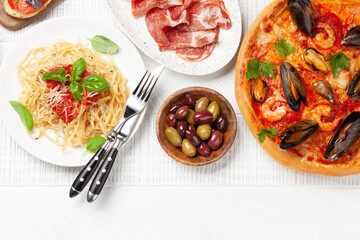 Italian cuisine. Pizza, pasta and toasts