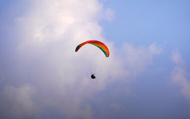 person paragliding in adana seyhan                      
