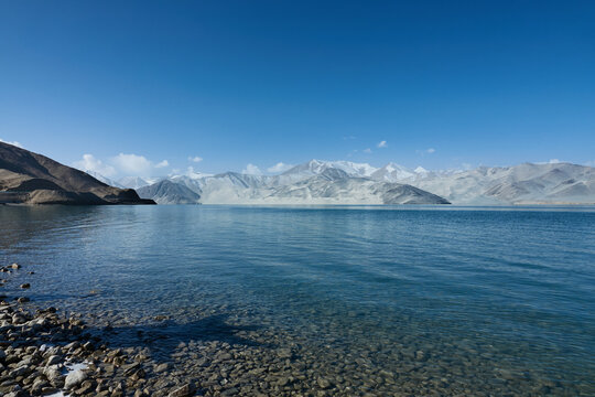 Scenery of Baisha Lake in Kashgar, Xinjiang   