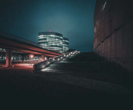 EON Gebäude in Essen bei Nacht