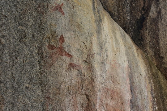 Matobo National Park cave paintings