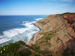 Fototapeta na wymiar Cliffs in portuguese coast 
