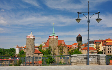 Obraz premium Blick zur Bautzner Altstadt im Frühjahr
