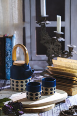 still life cup and tea pot
