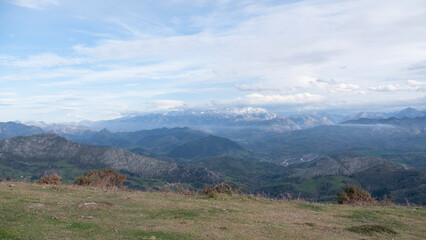 Horizonte montañoso en Asturias