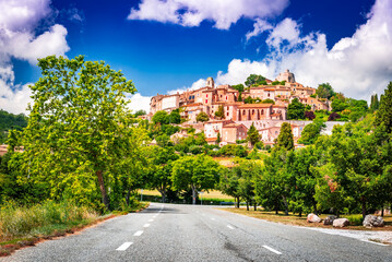 Fototapeta na wymiar Banon, France hilltop village in Provence
