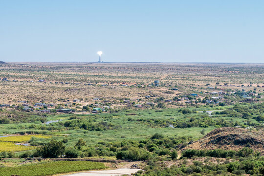 East view from Tierberg. Khi Solar One is visible