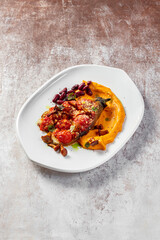 Baked eggplant with tomatoes