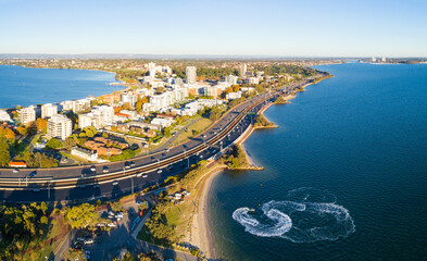 Jet ski riders on the River, City life in Perth south, kwinana Freeway, aerial view over the Swan river, perth, Western australia, australia, ozeanien 