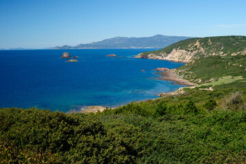 La coasta tra Torre Ischia Ruja e Torre Foghe