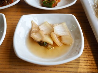 한국전통음식 양파 간장절임