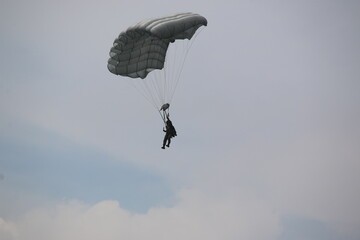 空挺降下