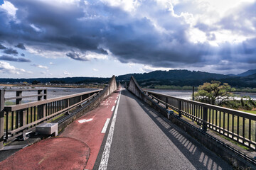 Fototapeta premium 大井川水路橋の風景