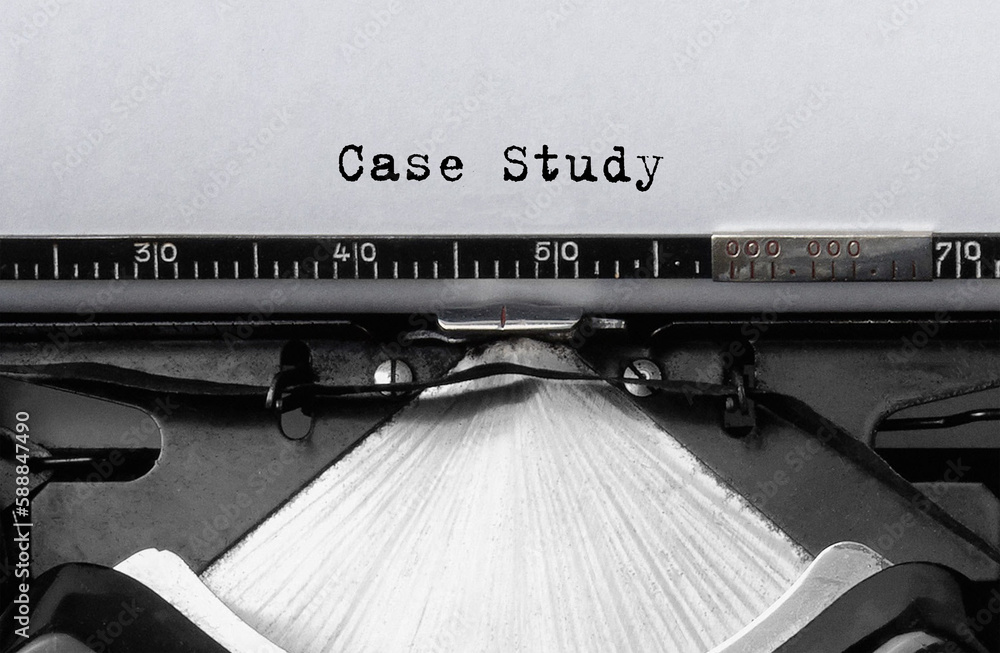 Aufkleber Text Case Study typed on retro typewriter
