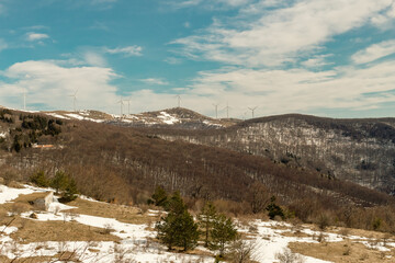 Fototapeta na wymiar landscape in the mountains with snow
