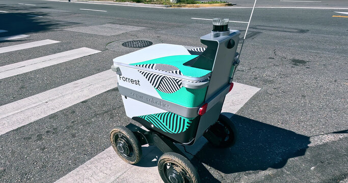 Postmates Forest serve robotics self-driving robot delivers food on demand and remotely monitored by a human pilot on March 10, 2023 in Los Angeles, California
