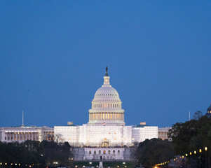 Fototapeta premium Capitol hill in Washington D.C. at night