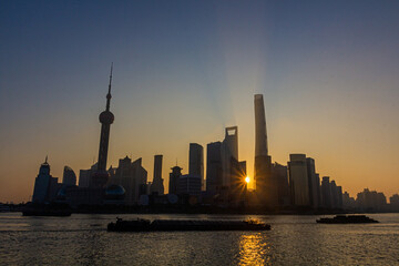 Obraz premium Sunrise view of Pudong in Shanghai skyline, China