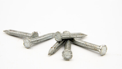 Clavos viejos para concreto